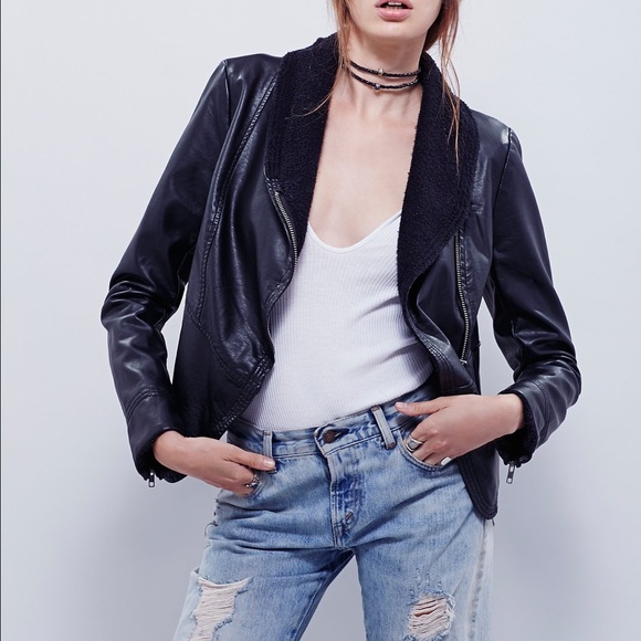 Vegan Leather Knit Collar Moto 🌹