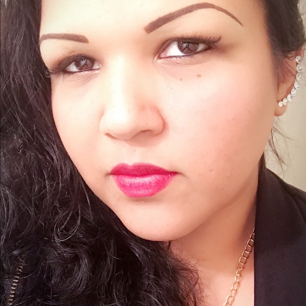 Meet your Posher, Karla