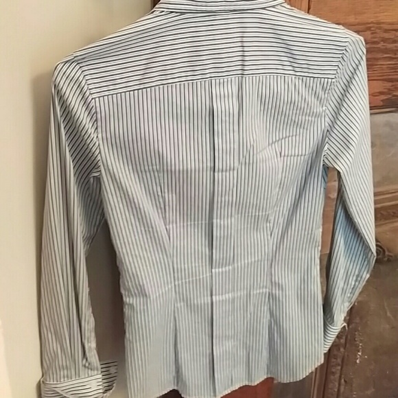 Express V-Neck Button Down - image 6