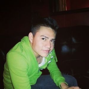 Meet your Posher, Noe