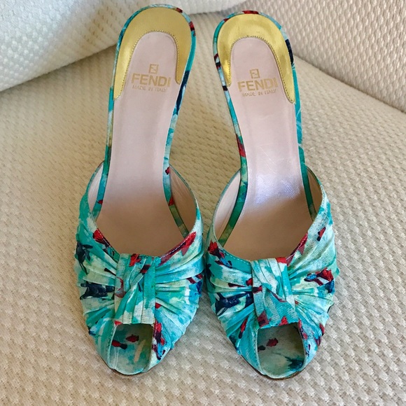 FENDI Silk Printed Heels 39
