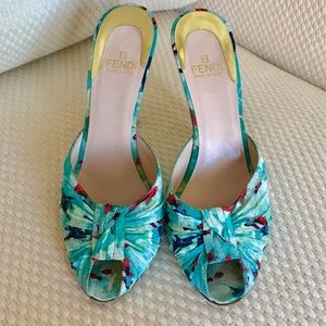 FENDI Silk Printed Heels 39