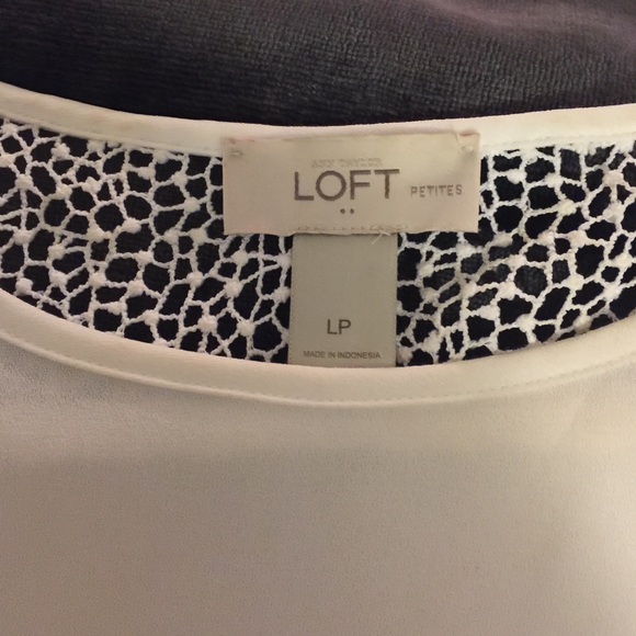 White Loft blouse - Picture 2 of 3