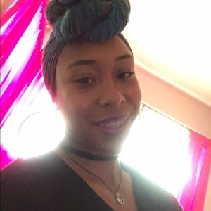 Meet your Posher, Jalesa