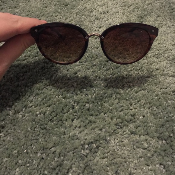 Betsey Johnson sunglasses