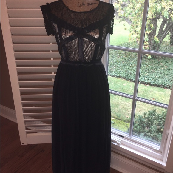 Black lace dress