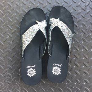 Size 11 Yellow Box sandals