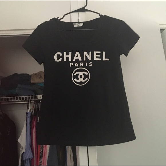 Chanel Black t shirt