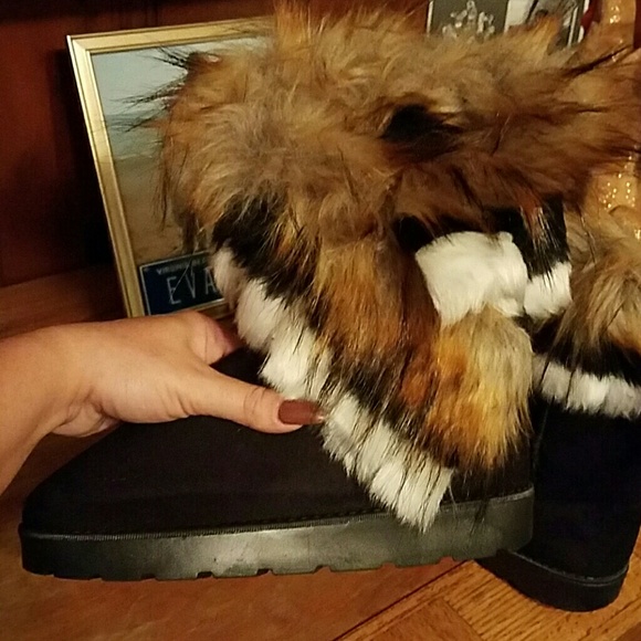 New Fur boots - Picture 4 of 4