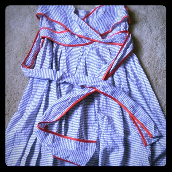 Women's dresd