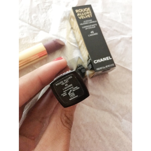 Chanel Rouge Allure Velvet Lipstick - Picture 2 of 3