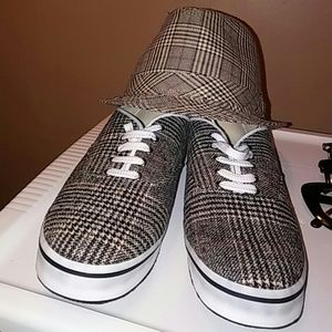 Plaid hat and tennis