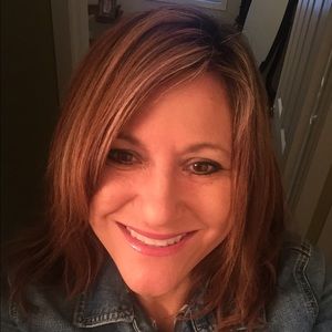 Meet your Posher, Becky