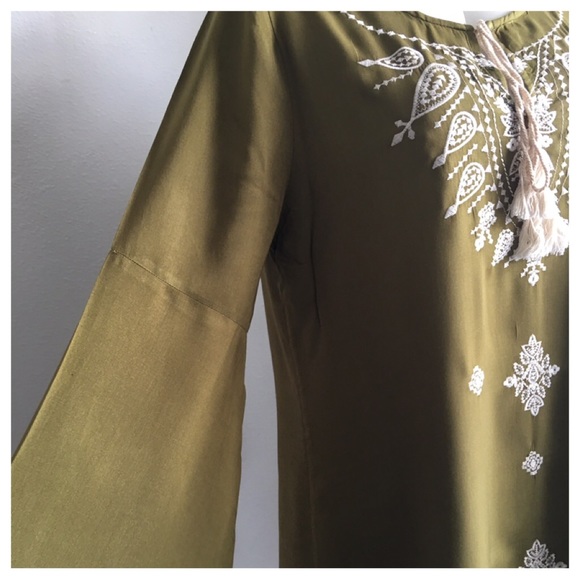 ☃️☃️ HP 12/6☃️☃️New - Embroidery Tunic Dress - Picture 3 of 4