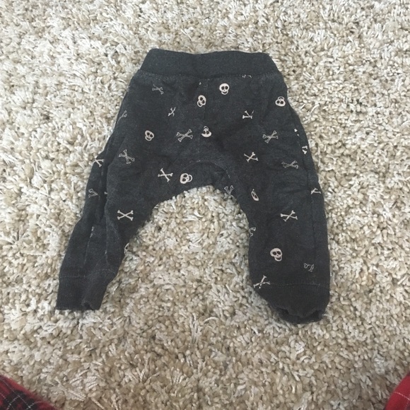 Zara skull and bones 6 months