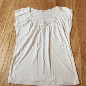Loft White T