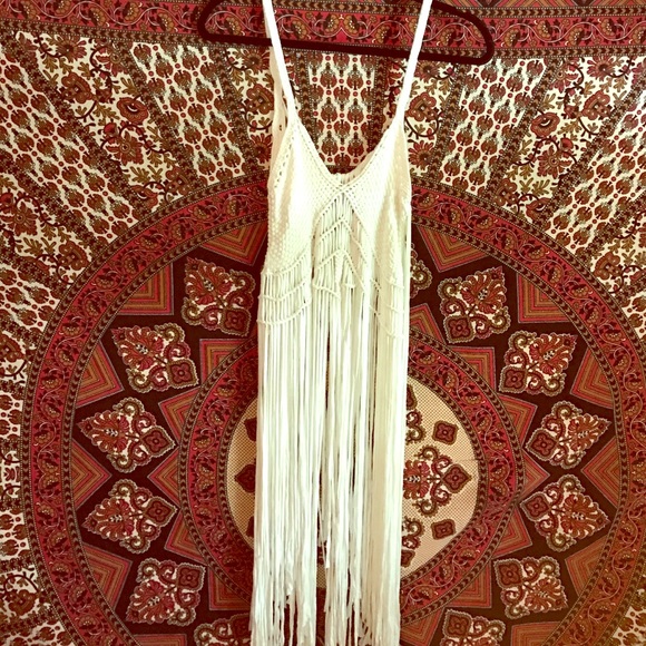 Crochet fringe white tank