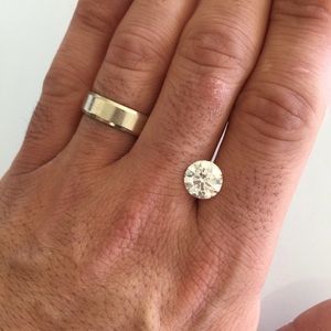 4.00 ct G VS2 round loose diamond GIA certified