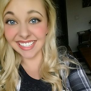 Meet your Posher, Allie