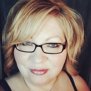 Meet your Posher, Monica