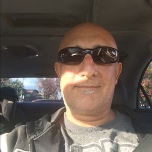 Meet your Posher, Pedram