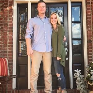 Meet your Posher, Carlie