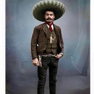 Meet your Posher, Isidro