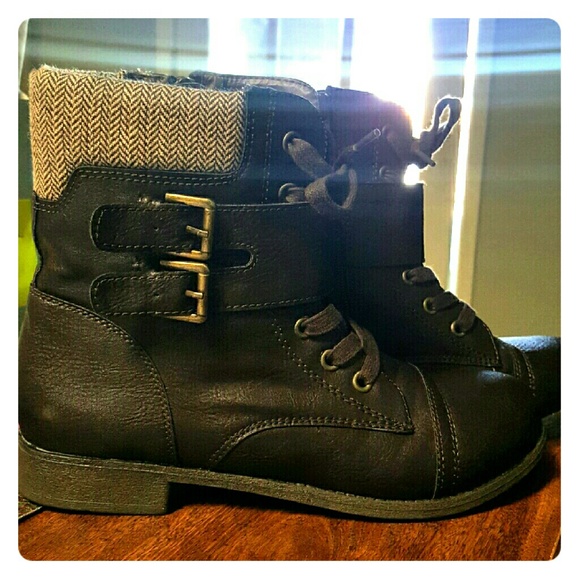 Rampage boots