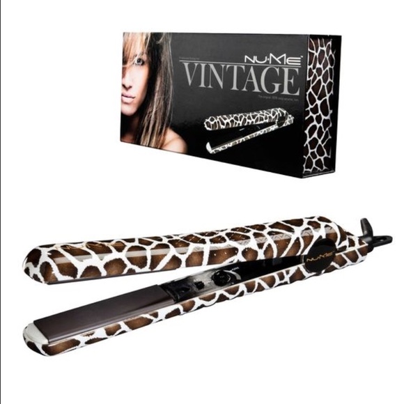 NuMe Hair Straightener