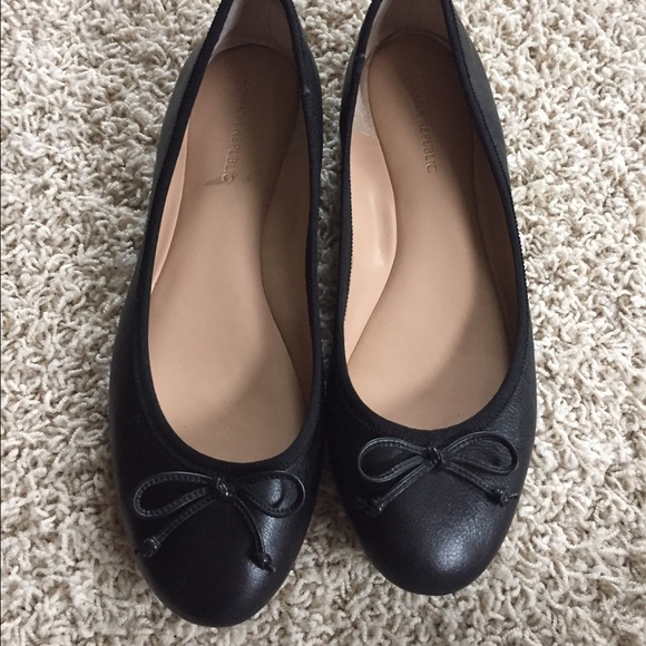 Banana republic flats