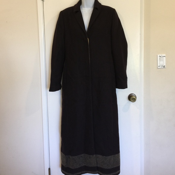 Long woolen coat, great for winter & spring