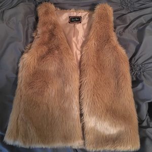 Fur vest