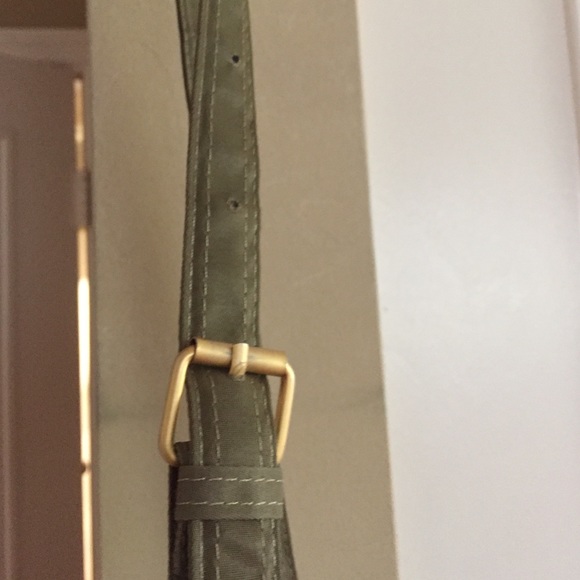 OLIVE GREEN FABRIC PURSE BY BLOOMINGDALES - Picture 3 of 4