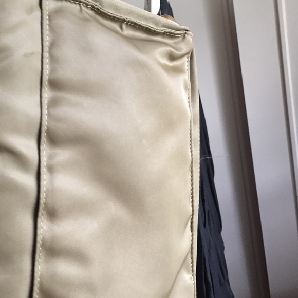 OLIVE GREEN FABRIC PURSE BY BLOOMINGDALES - Picture 4 of 4