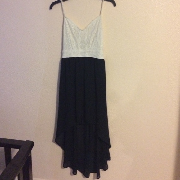 Backless black and white dress