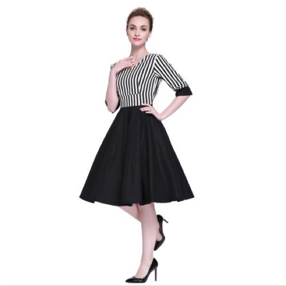 Dresses & Skirts - ✨NWT Rockabilly 50s Classic Glamour Swing Dress