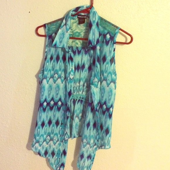 Colorful lacy and breezy tank top button up