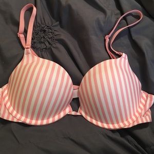 Victoria's Secret push up bra 34b