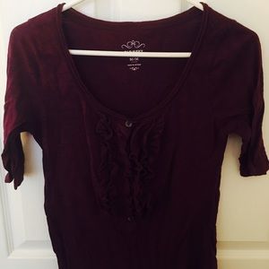 Medium Old Navy shirt