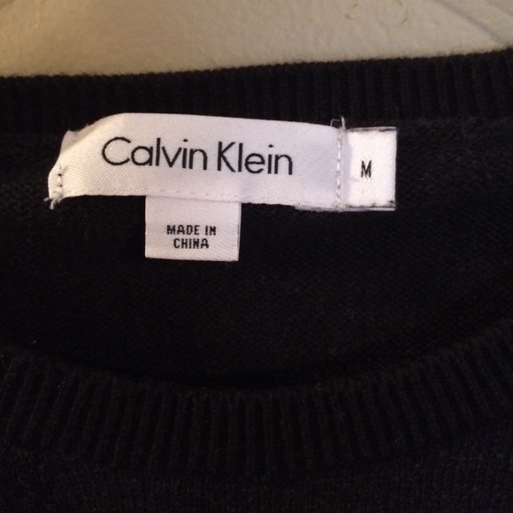 Calvin Klein sweater - Picture 3 of 3