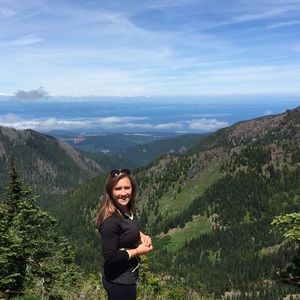 Meet your Posher, Anna