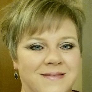 Meet your Posher, Kelli