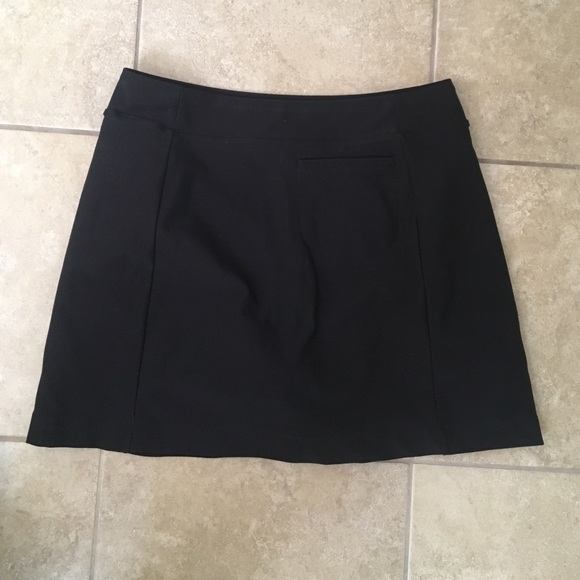 Lady Hagen tennis/running skirt. High Quality 4-6 - Picture 4 of 4