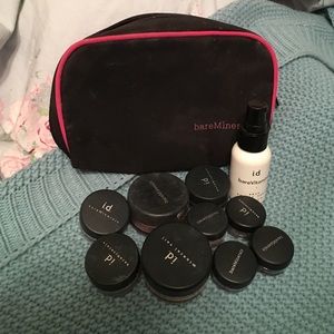 Bare minerals huge lot