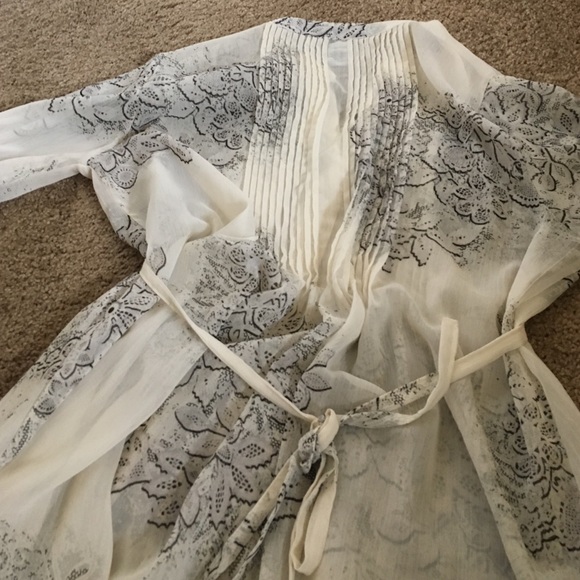 American Rag Top - Picture 3 of 3