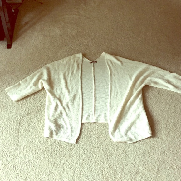 Brandy Melville Light cardigan - cream