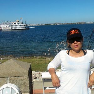 Meet your Posher, Dianeth