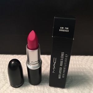 MAC matte lipstick (new)authentic