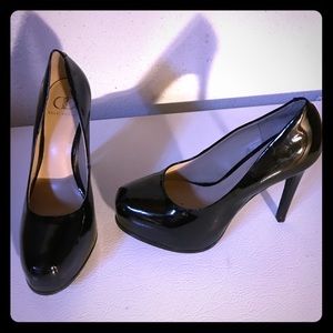 Gorgeous Kelsey Dagger Heels!