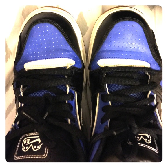 Kids Nike 6.0 sneakers